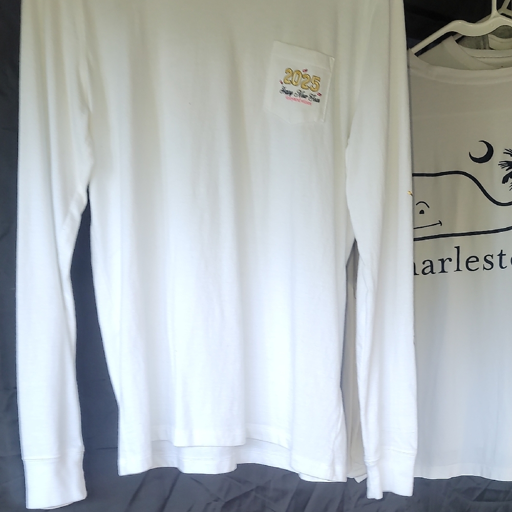 Vineyard Vines White Long Sleeve with 2025 Pocket Design